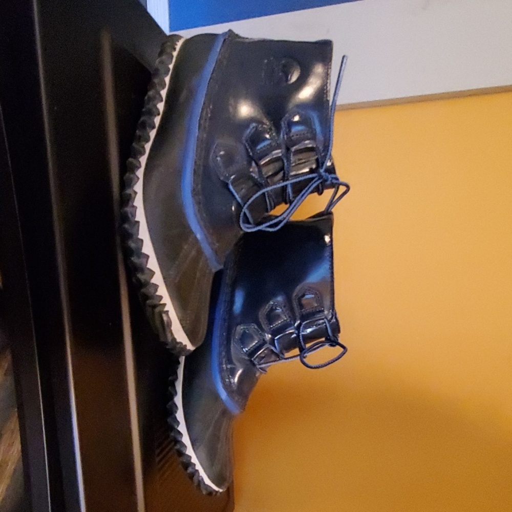 Rain boots